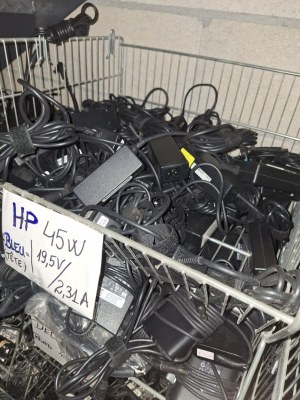LOT DE 1000 CHARGEUR HP 45W Embout bleu connecteur 3.0mm  4.5mm 19.5V 2.31A