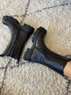 Vente stock mode femme et chaussures