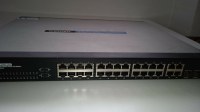  Cisco switch Lynksys SRW224G4P AVEC POE  