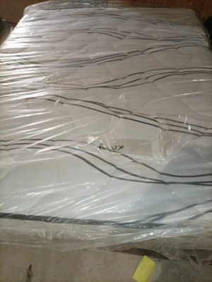 Matelas et sommier en vente