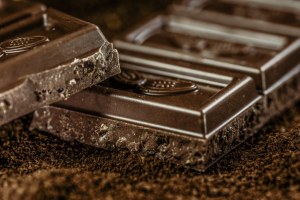 Cote d'or - tablette de chocolat noir 70% et orange