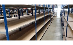 Lot d'étagères pour entrepôt - occasion fonctionnel - 1 unité