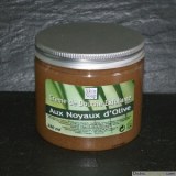 LOT 50 CRÈMES DE DOUCHE EXFOLIANTES AUX NOYAUX D'OLIVE