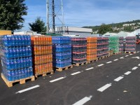Camion dispo à la commande Canettes / bouteilles 1,5L ou 1,75L, Coca-Cola, Fanta