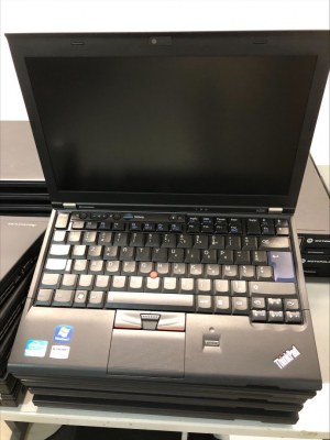 LOT PC Portable Lenovo Thinkpad X220 i5 - RAM 4 Go SSD 128 Go - Déclassé
