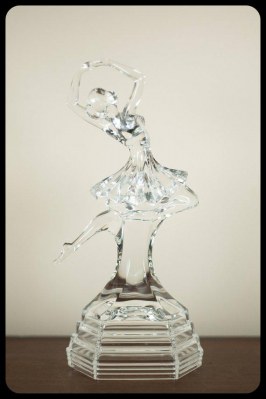 Statuette danseuse étoile en verre
