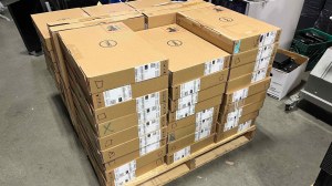 DELL INSPIRON 11 3185 14" AMD A9 942E 4GB 500GB 10G RED