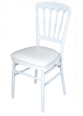 Mobilier d'occasion au show room de Pantin Porte de Paris