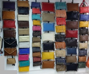 12500 sacs de marque cloutés à 3€