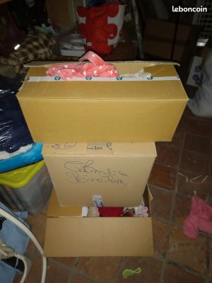 Gros lot de vetements bébés et enfants