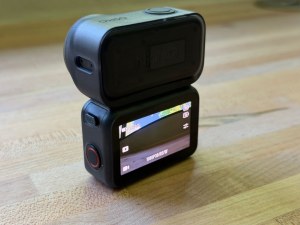 DJI Osmo Nano 128GB Standard Bundle - Bundle Standard