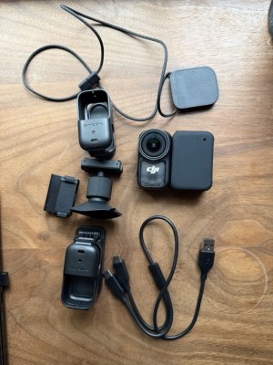 DJI Osmo Nano 128GB Standard Bundle - Bundle Standard