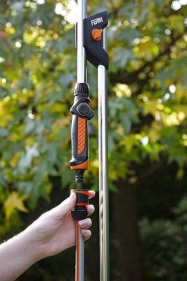 Lot de 7 Douches de jardin et arroseur de jardin FERM 2 en 1 ( 4 euro / pcs )