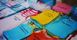 LOT DE 350 ARTICLES Bébés et enfants