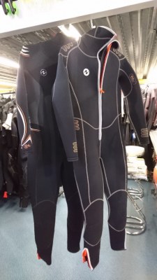 Vends lot de combinaisons occasion