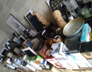 Palette 170 pièces Mélange Magasin Action Prix 275 euros solderie destockage