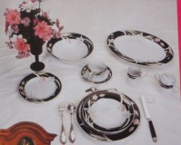 SERVICE 44 PIECES PORCELAINE DE CHINE
