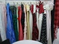 Vend Stock robe de mariée et robe de soirée