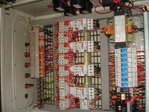 Banc de percage CINCINATI-MILACRON