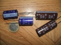 Condensateurs 470µF / 1000µF NEUF Japonais
