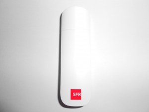 Clé Internet USB 42.2 Mb/s Haute performance E372 Bloquée SFR