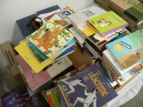 Lot de papeteire et livres