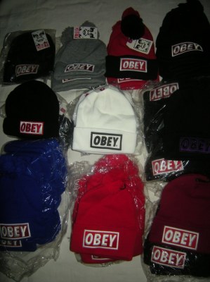 Lot de bonnets New era mitchell and ness DOpe YMCMB DC SHOES