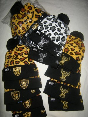 Lot de bonnets New era mitchell and ness DOpe YMCMB DC SHOES