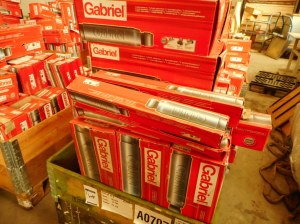 Lot de 170 amortisseurs pour voiture renault