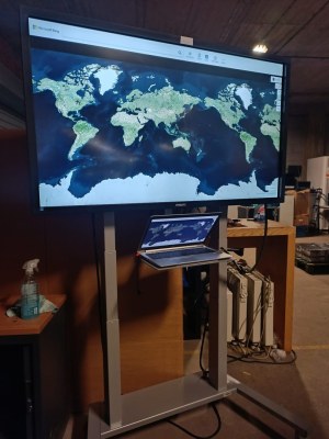 Ecrans philips 55bdl4051t tactile