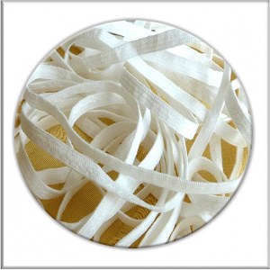 Cordon bande ruban élastique plat 4 mm blanc ; 10 mètres sur la carte