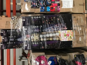 Lot de palettes de Noël idéal pour les boutiques de destockage ou marché