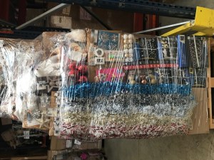 Lot de palettes de Noël idéal pour les boutiques de destockage ou marché