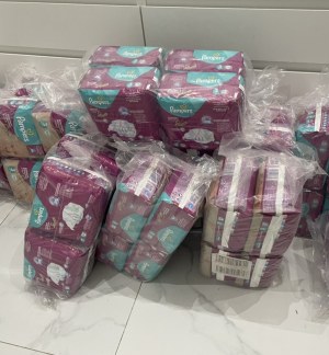 Couche Pampers taille 3 , 28 couches