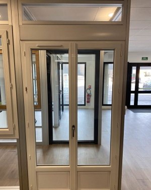 Porte Fenêtre 2 vantaux PVC + Volet Roulant intégré (VRI)