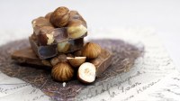 Ferrero rocher - bouchées au chocolat au lait noisettes et gaufrette