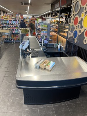 Comptoirs caisses En vente !