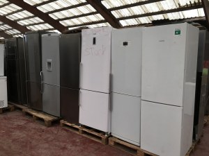Lot Réfrigérateur congélateur dans l état pour l'export