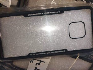 Lot pour revendeurs et détaillants - 141 coques pour smartphone Huawei ( p20,mate10,mat...)