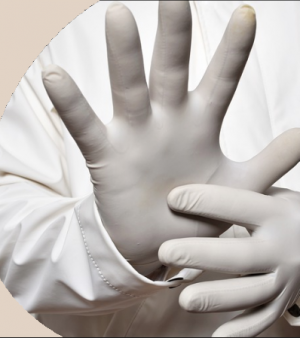 Lot de masques chirurgicaux, tissu, gants et gel à vendre