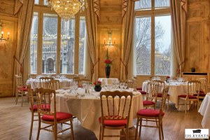 Chaise napoléon 3 en polypropylène doré