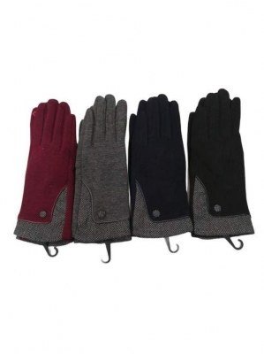 Lot Bonnet / écharpes / gants femme, enfant / Chaussettes fourrée / bérets