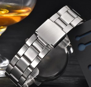 Montre original pour femme à SAISIR !