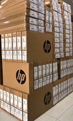 HP CORE I3-10110U, 10ma Generación 4GB RAM, DISCO SOLIDO 256GB - 15.6 ploma