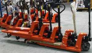 Un grand Stock matériels d´équipement d´entreprises et bureautique