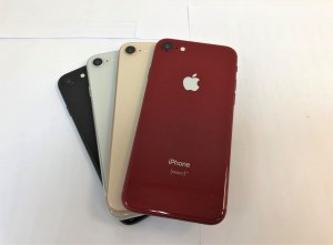 Apple iPhone utilisé - divers souvenirs / couleurs / qualité