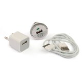 AC / adaptateurs d'alimentation pour voiture et chargeur cable usb ensemble de données...