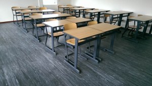 Dalles sols LVT a coller - destockage d'usine