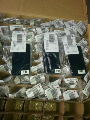 Lot de 200pieces smartphones htc samsung nokia lg