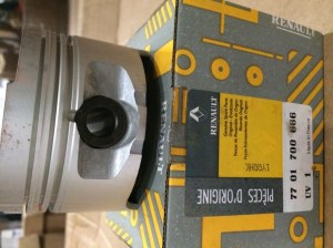 Arrivage piston 2.3DCI Renault master nouveaux